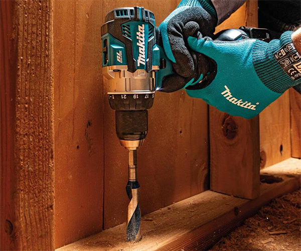 Makita 18V Cordless Hammer Drill XPH16Z Drilling Down into Wood